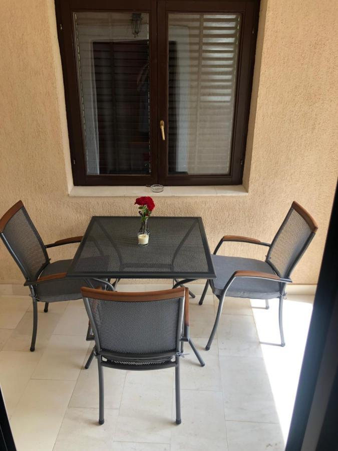 Apartman Ana Vrlika Ngoại thất bức ảnh